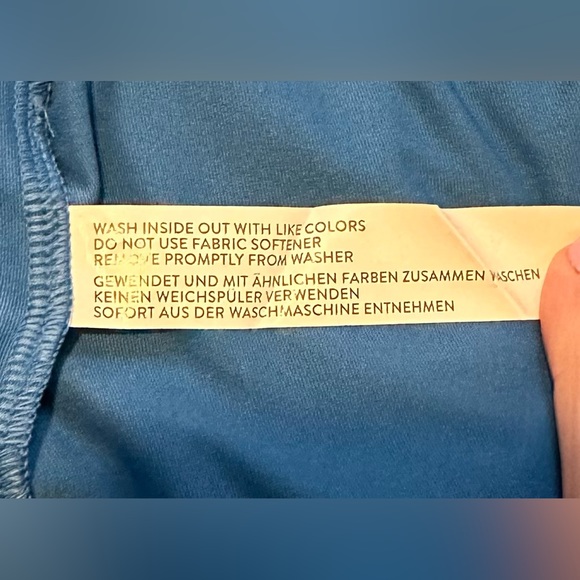 Peloton Men’s 3/4 Zip Pullover Size XL - Picture 5 of 7